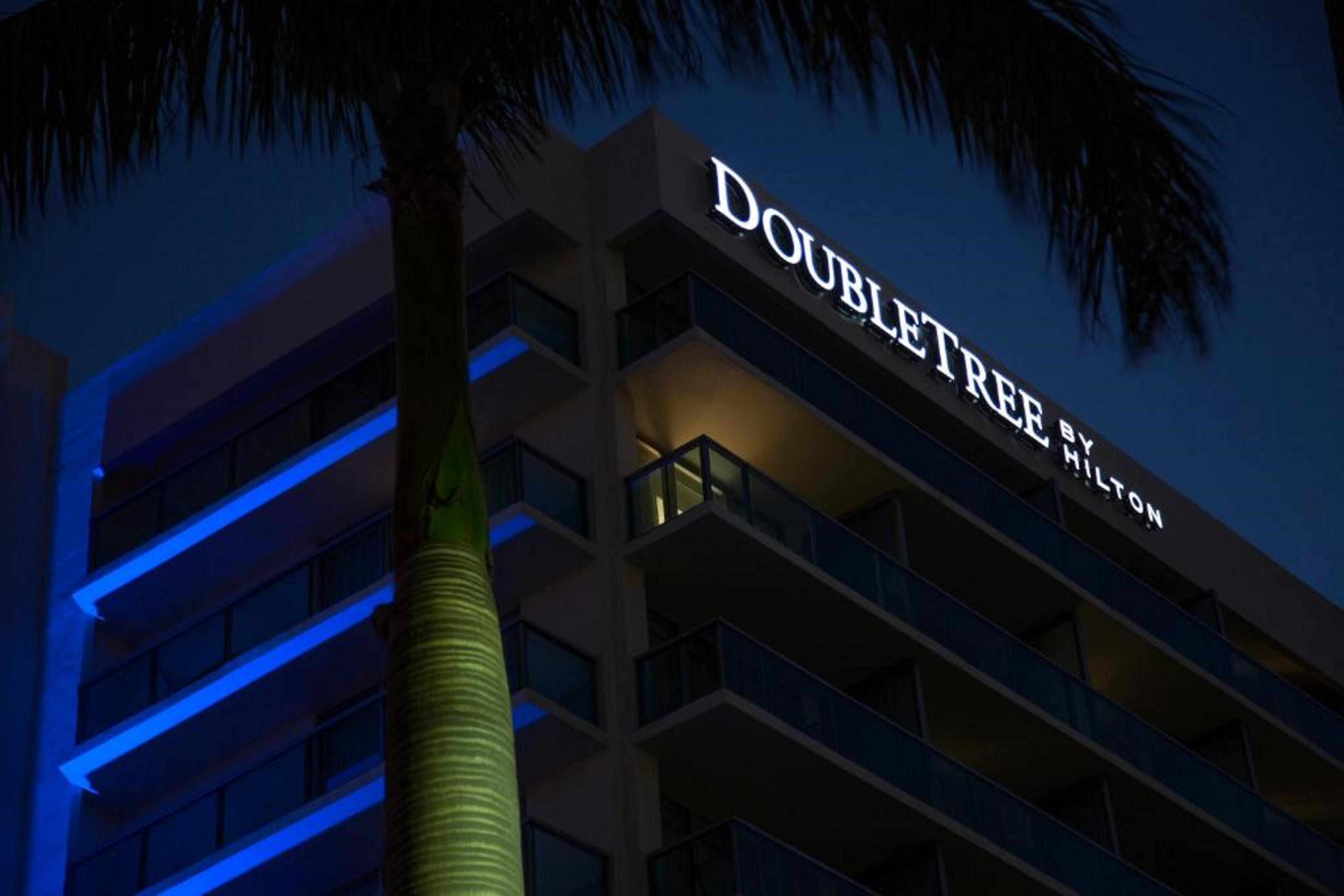 Doubletree Resort Hollywood Beach Exterior foto
